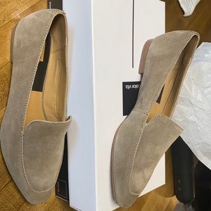 Dolce Bita new shoes.
-Suede upper 
-rubber sole